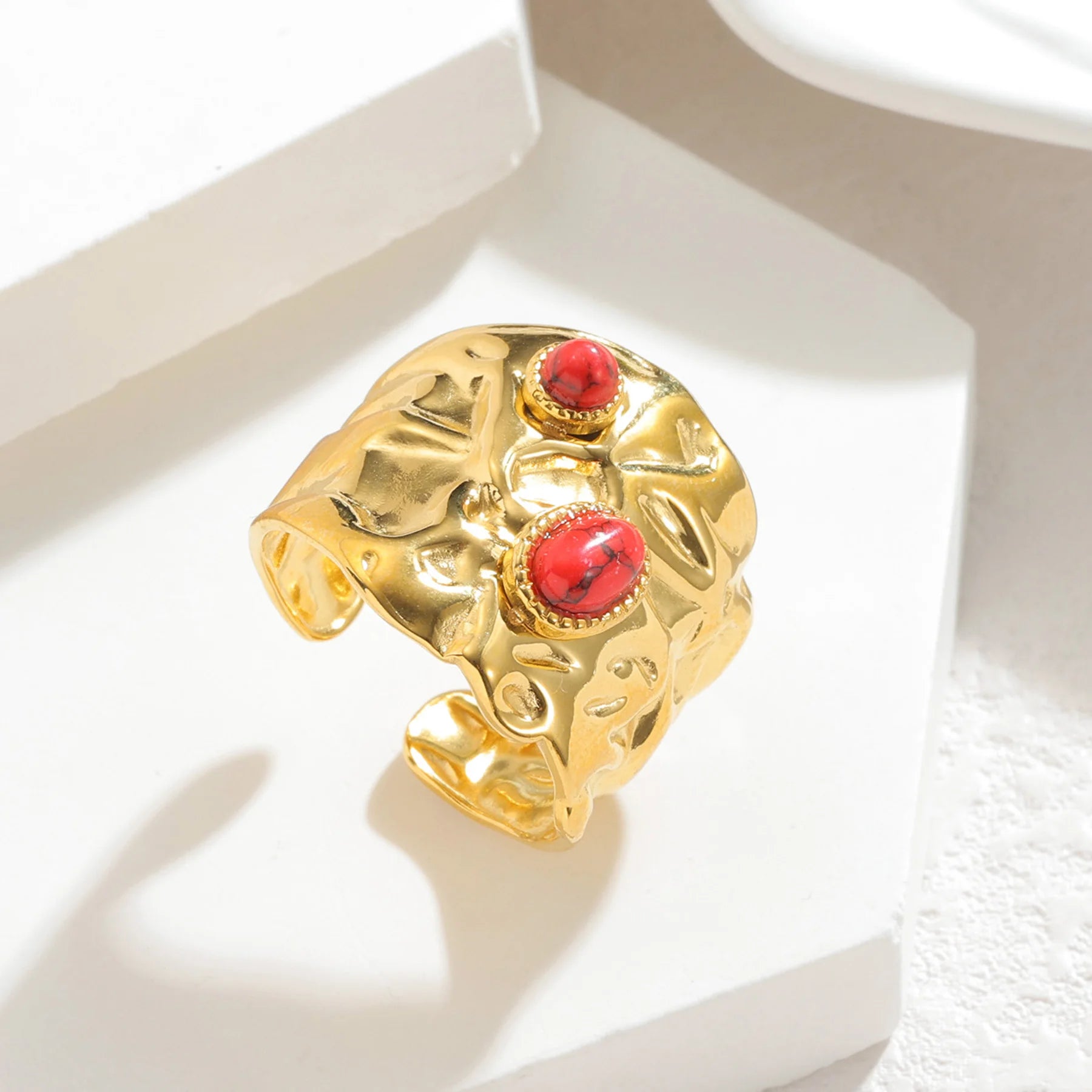 Seakissky High-quality Stainless Steel Gold Color Waterproof Natural Stone Jewelry Gift French Vintage Heavy Open Ring For Women